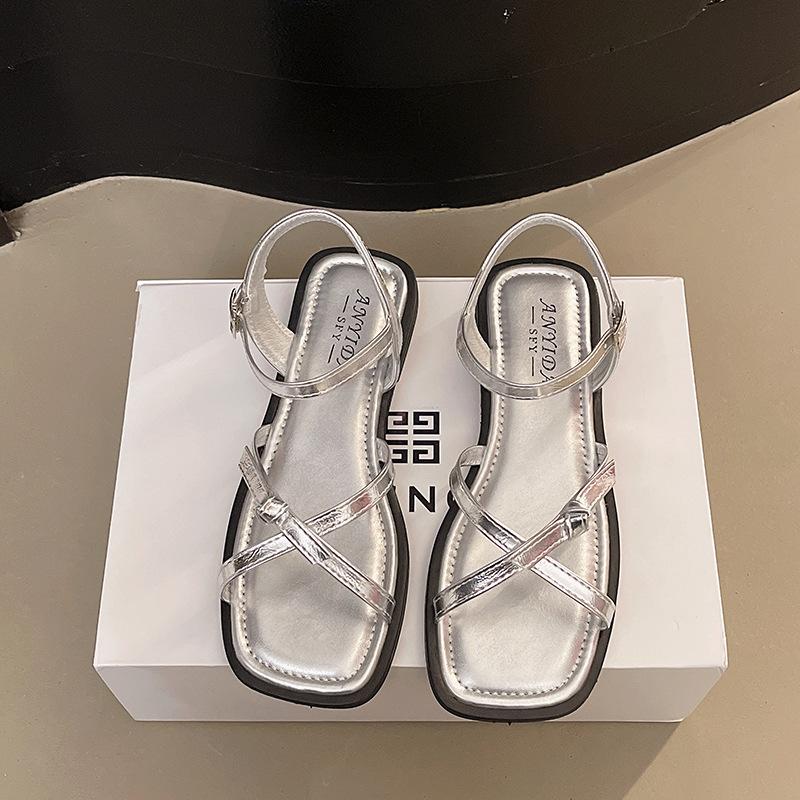 Босоножки женские новые летние высококлассные юбка ремешок на одно слово низкий каблук плоские пляжные туфли