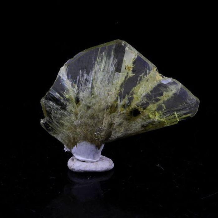 Pierres et Minéraux. Chrysoberyl. 5.62 ct. Lac Alaotra, Ambatondrazaka, Madagascar.