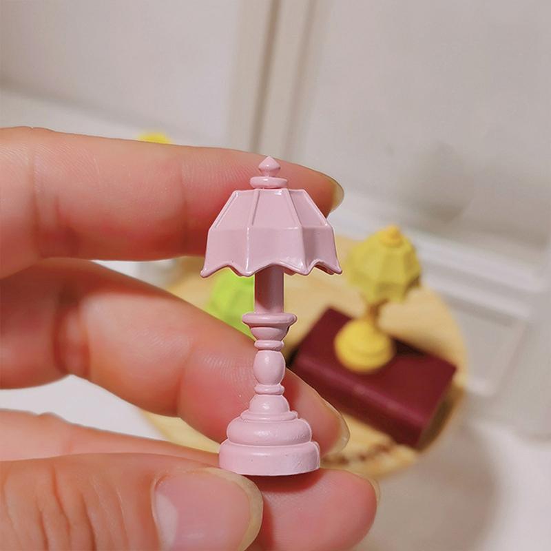 1 шт., имитация освещения конфетного цвета, мини-настольная лампа, украшение для кукольного домика, лампы для декора, аксессуары, миниатюрная модель игрушки для кукольного домика