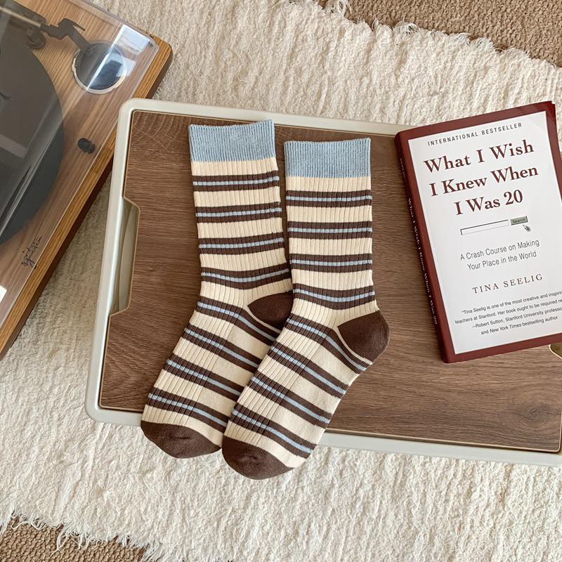 Women's Korean Style Autumn & Winter Contrast Stripe Cotton Socks