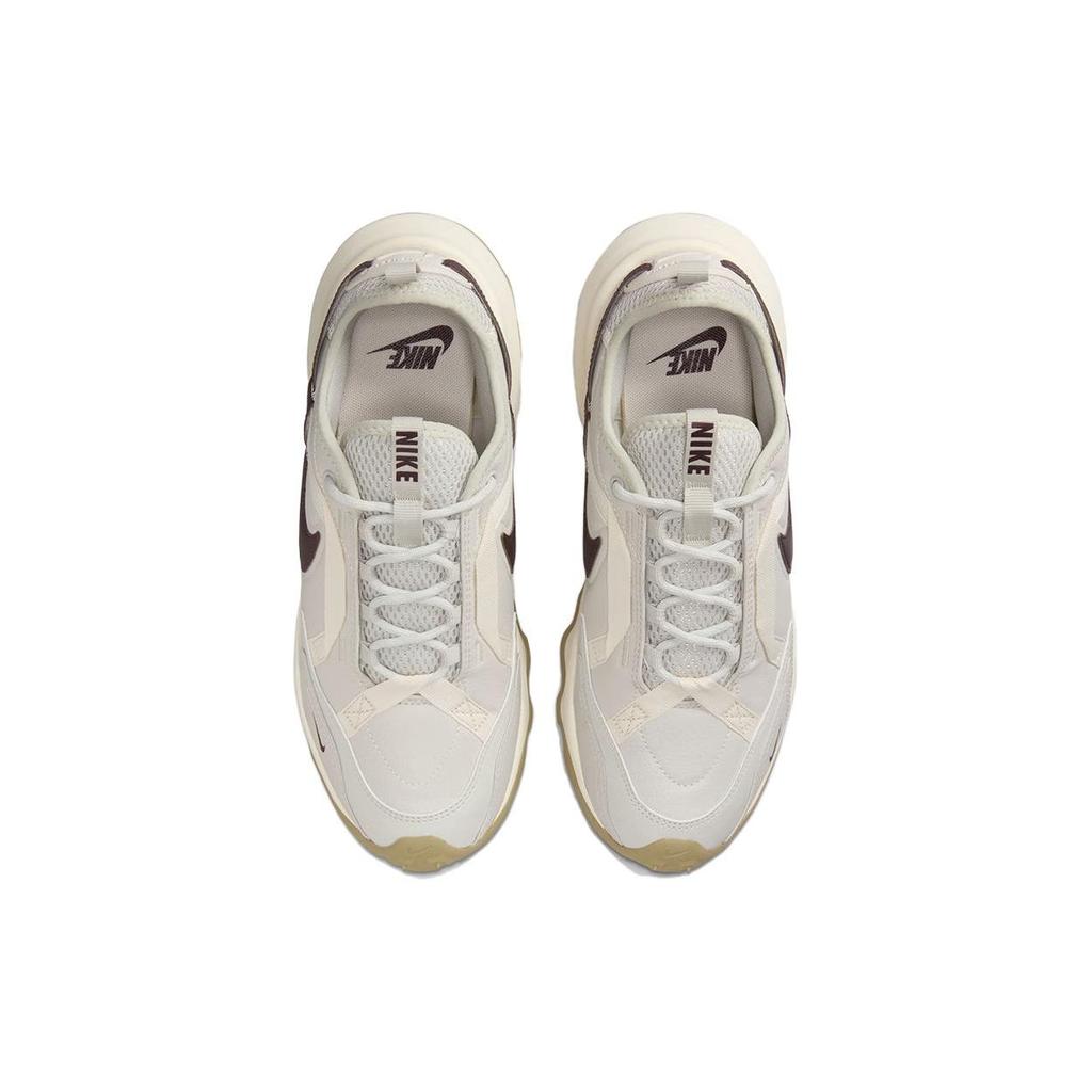 Nike TC 7900 Light Bone Burgundy Crush Женские кроссовки Кремовые бледно-слоновой кости нейтрально-оливковые DD9682-003