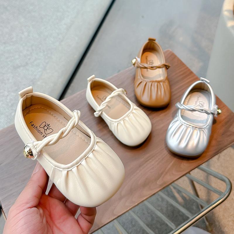 Girls' small leather shoes2026New Spring and Autumn Soft Leather Shoes for Little Girls, Princess Shoes with Soft Soles for Older Children
