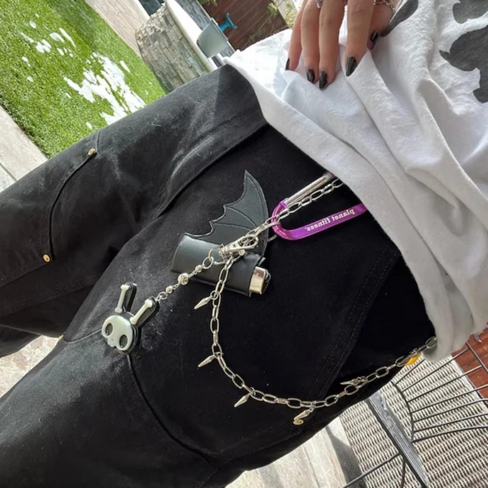 1 шт. Держатель для бальзама для губ в виде летучей мыши, брелок, ПУ кожа, дизайн крыльев, аксессуар в панк-стиле