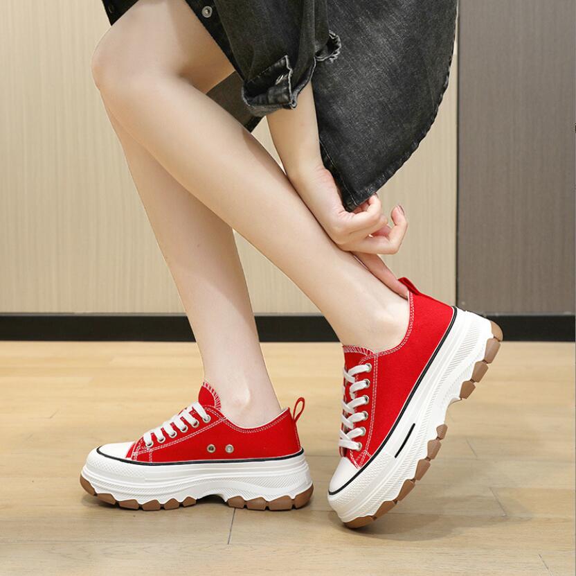 Women's Sports Shoes Spring Autumn Round Toe Casual Thick-soled Lace-up Canvas Shoes Outdoor Running Women Vulcanized Shoes