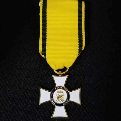 Металлический значок Крест Значок Сувенирная коллекция