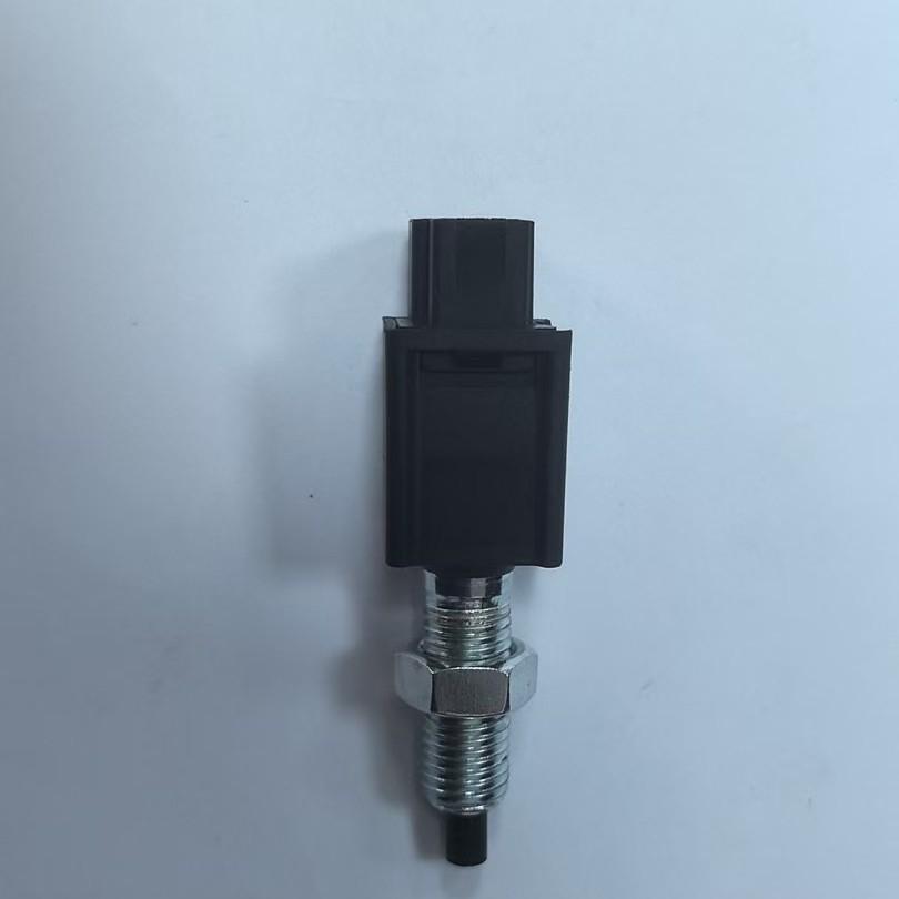 Выключатель стоп-сигнала Nissan Совместим с MB-229024, 37740-60D01, 37740-60D10