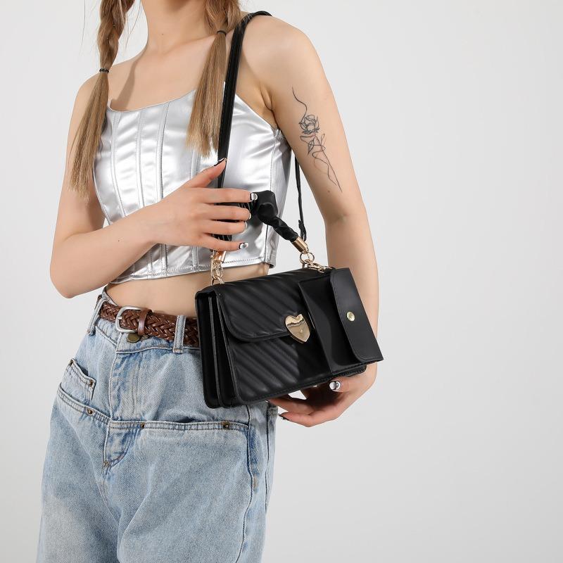 New Messenger Bag Small Square Bag Fashionable Casual Texture Women's Bag Hand Commuting Simple Personality Popular Shoulder Bag