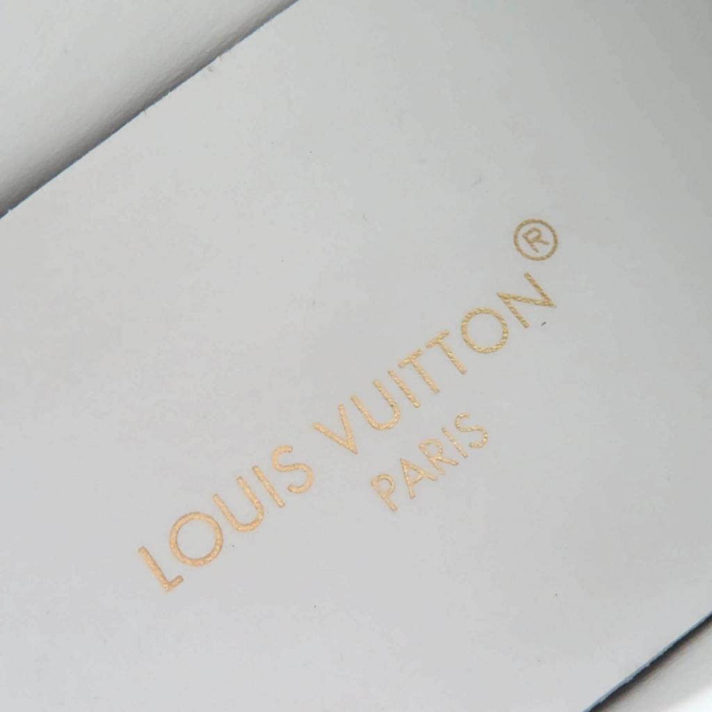 Great LOUIS VUITTON Low cut sneakers timeout line Monogram Light blue Women 37 Used