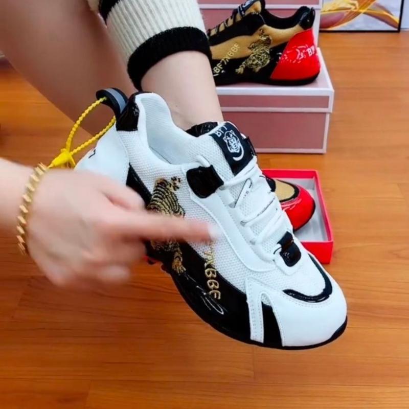 Fashion Women's Sports Shoes Auspicious Tiger Embroidery Breathable New Women Sneakers Low-top Color Matching Lace-up Women Tenis Shoes