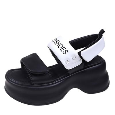 Модные новые летние женские босоножки на платформе 7 см танкетки кожаные тапочки модные сандалии на толстой подошве женские повседневные пляжные шлепанцы