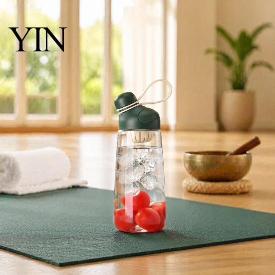 Бутылка для воды для путешествий, пластиковая бутылка Tritan, с герметичной крышкой, объем 600 мл, быстросъемное эргономичное спортивное питьевое отверстие, для фитнеса, бега