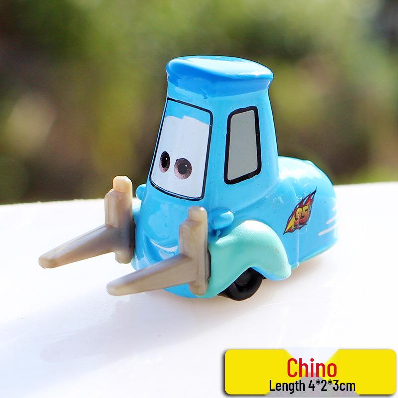 Набор машинок Pixar Cars из сплава: Модели МакКуина, Мэтра, Салли, Шерифа