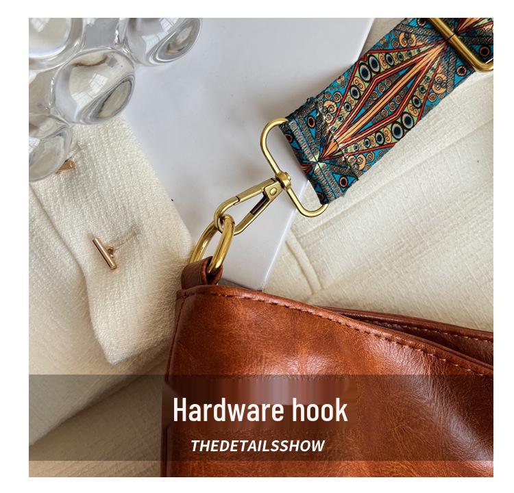 Женская сумка кроссбоди большой вместимости - Весна/Лето 2023 Ретро сумка-ведро с широким ремнем и высококачественной текстурой