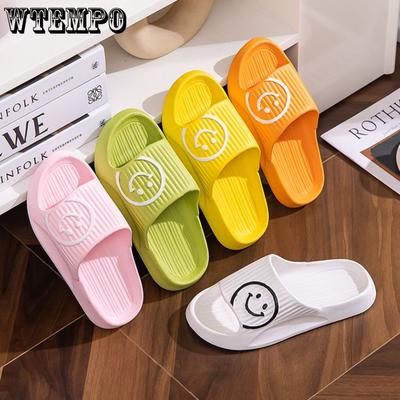 Женские летние тапочки с мягкой подошвой и защитой от запаха, нескользящая домашняя ванная комната для купания с парой легких тапочек с толстой подошвой, сандалии
