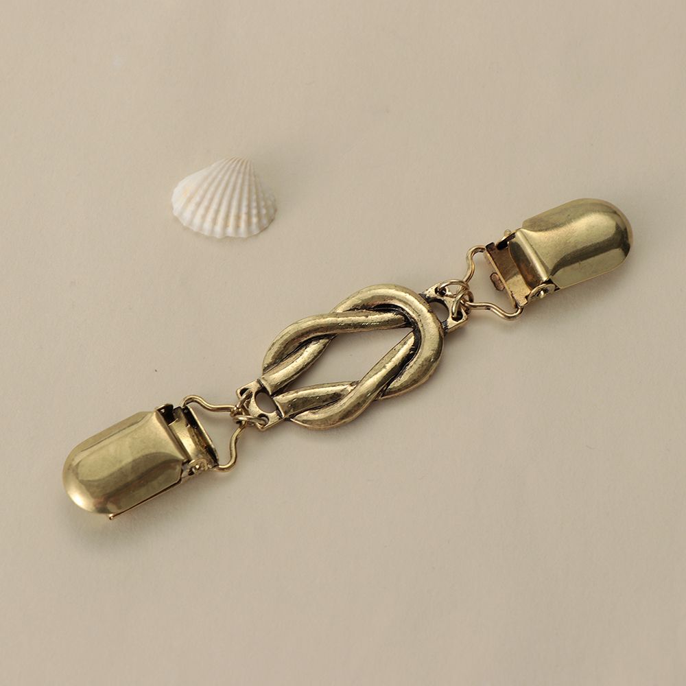 Shirt Collar Flower Retro New Cardigan Clip Shawl Brooch Duck Clip Clasps Sweater Blouse Pin