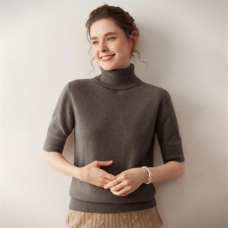 2025 Autumn/Winter Cashmere Loose Knit Top with Half-High Neck & Five-Point Sleeves