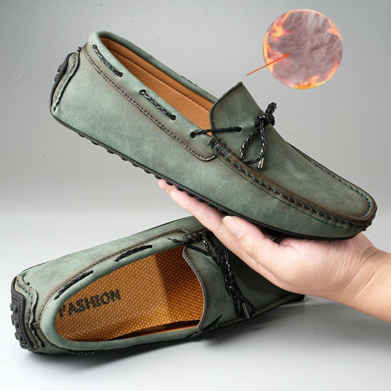 Мужские мокасины больших размеров с бархатной подкладкой: Теплая повседневная обувь для вождения на все времена года