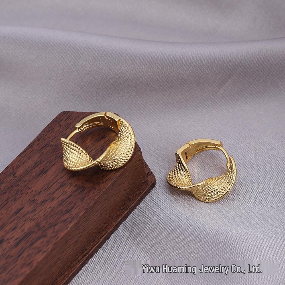 Элегантные серьги с иглами из серебра 925 пробы: Универсальные французские серьги-кольца из меди в нескольких стилях для изысканного образа