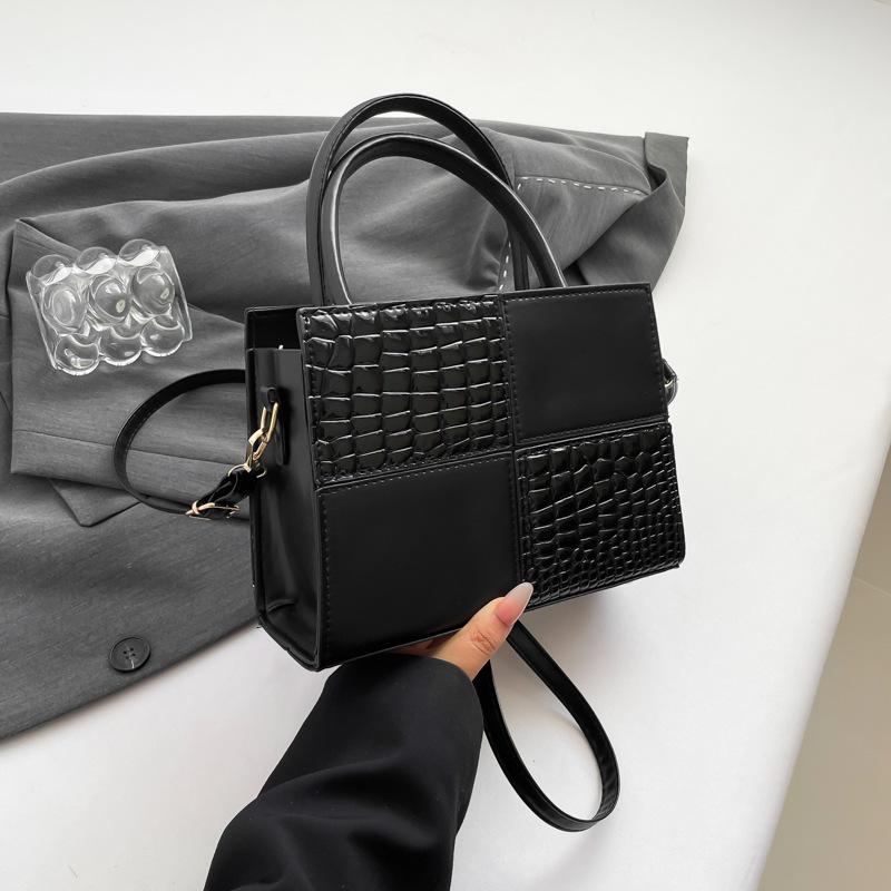 Осень новая нишевая дизайнерская маленькая квадратная сумка модная простая ретро изысканная трендовая сумка через плечо мессенджер