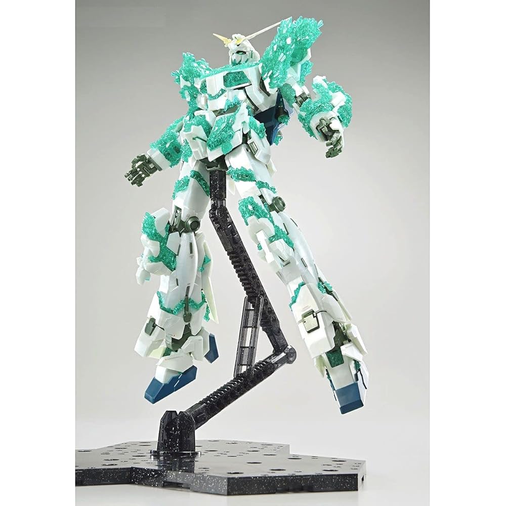 Bandai MG 1/100 Unicorn Gundam Crystal Base Limited Model Mobile Suit Gundam UC Action Figure