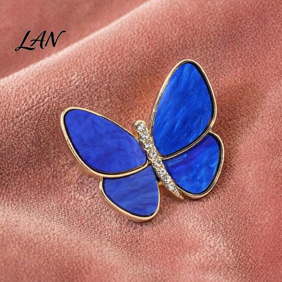 Decorative Butterfly Jewelry Brooch Pin, with Strong Buckle Design, Fine Electroplating Resistant to Fading Electroplated Alloy Brooch, Elegant