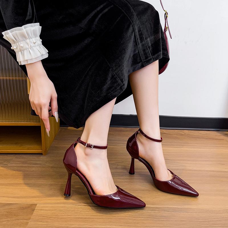 Остроносые туфли на высоком каблуке, на тонком каблуке, сексуальные новые красные туфли-лодочки большого размера с вырезами, французские сандалии с закрытым носком