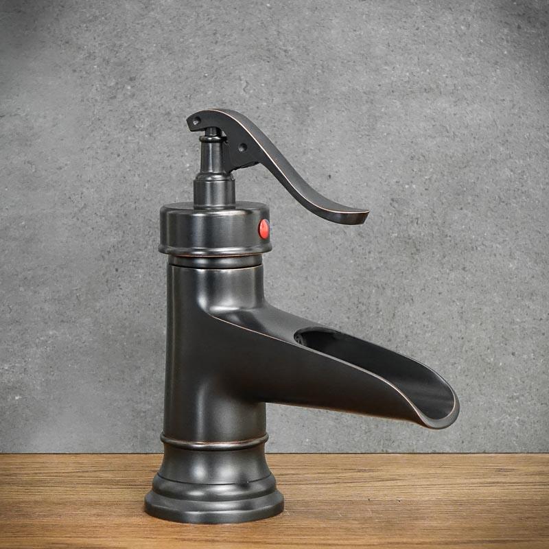 Black CHESTER low free-standing washbasin tap