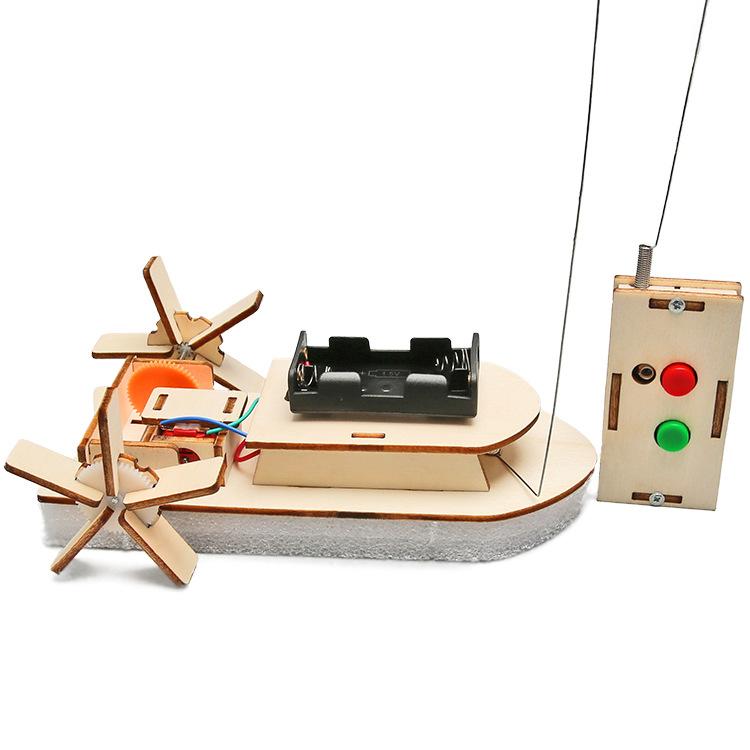 Students Creative Invention Technology Small Production DIY Remote Control Paddle Ship STEAM Educational Handmade Science And Education Toys