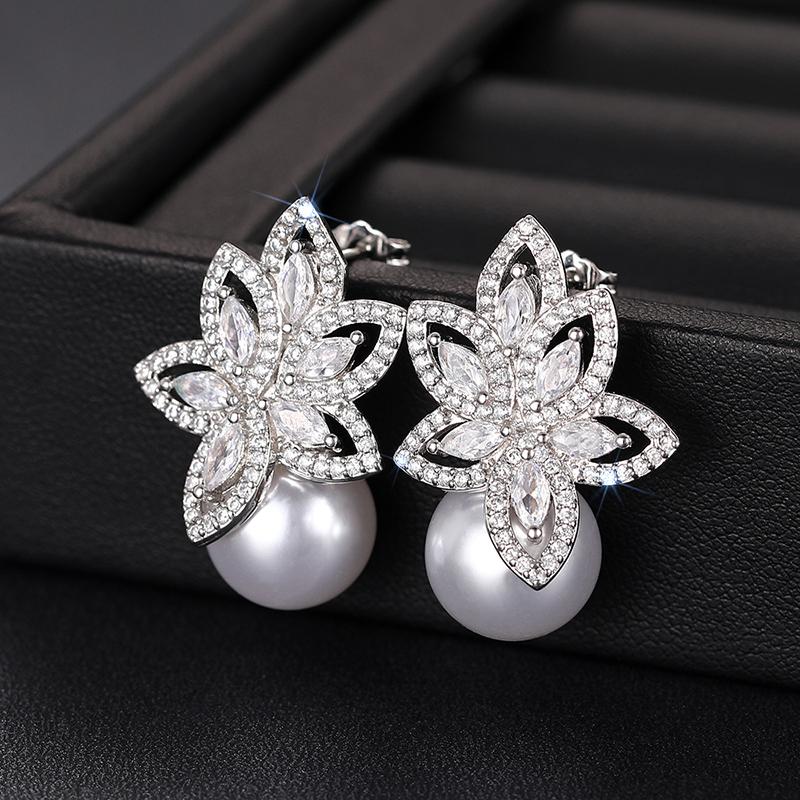 Huitan Gorgeous Drop Earrings with Imitation Pearl Noble Flower Cubic Zirconia Shiny Accessories Charms Elegant Wedding Jewelry