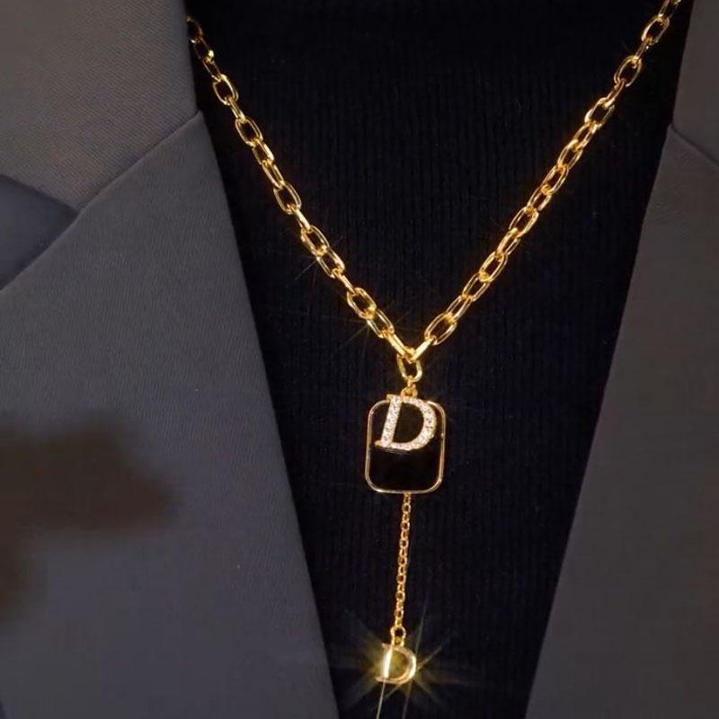 2024 D Letter High-End Женское ожерелье на ключицу - Легкий роскошный нишевый дизайн