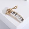 Creative Piano Musical Notes Shape Brooch Exquisite Elegant Literary Musical Instrument Badge Wedding Party Jewelry Gift
