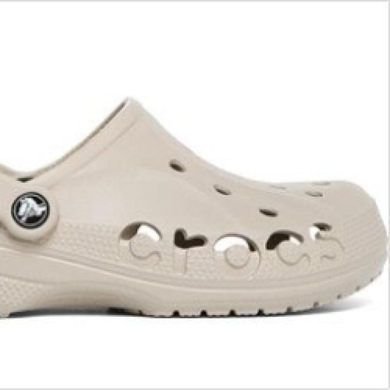 Выберите 1 из 4 типов Crocs Baya