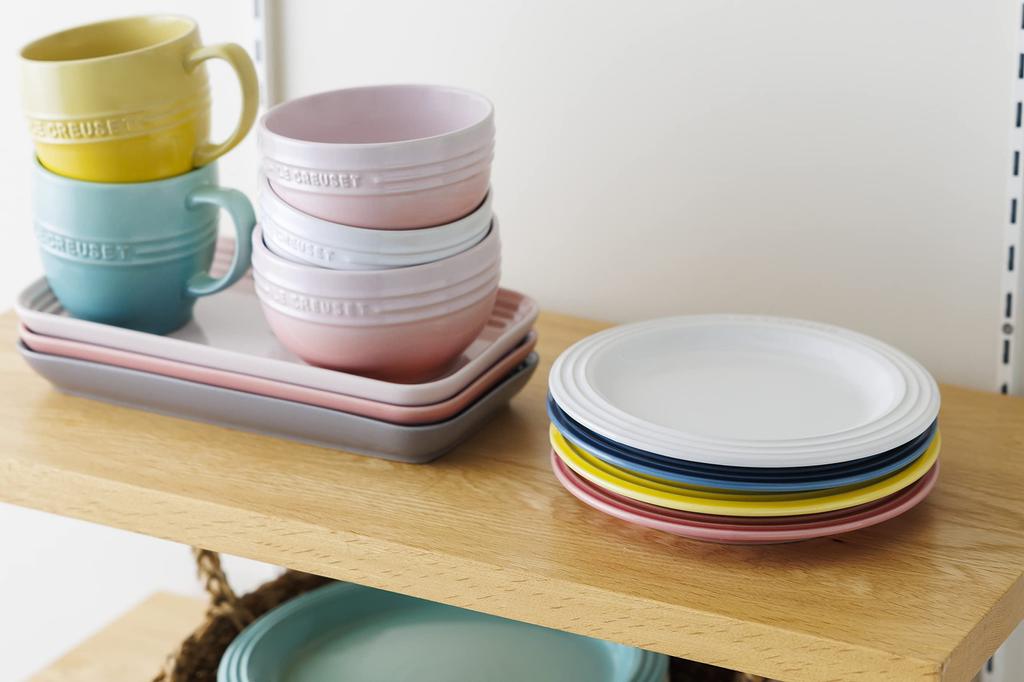 Прямоугольная тарелка Le Creuset Leger 25 см, вишнево-красная, термостойкая, подходит для использования в микроволновой печи, посудомоечной машине, духовке, жаропрочная тарелка