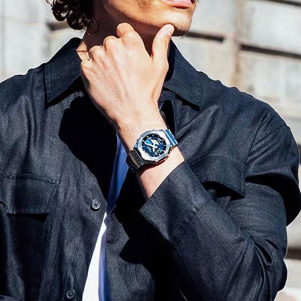 Casio Мужские часы G-SHOCK GM-2110D-2BJF [G-SHOCK цифровая аналоговая комбинированная модель] круглые серебристые