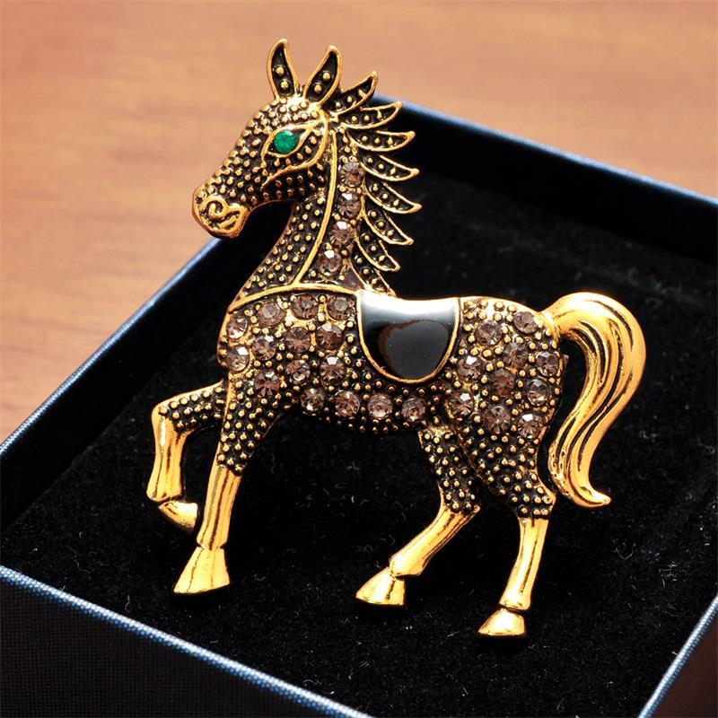 Vintage Enamel Rhinestones Galloping War Horse Zodiac Brooch Pins Women Men Fashion Clothing Accessories Suit Lapel Corsage Gift