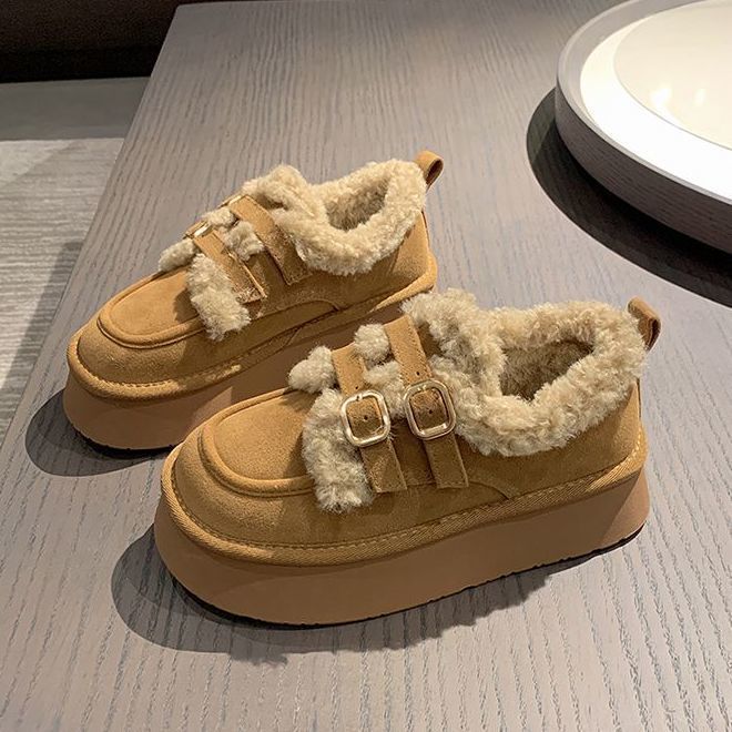 Platform cotton shoes for women to wear in winter, new fashionable lazy people with one foot, snow cotton shoes, retro velvet Birkenstocks