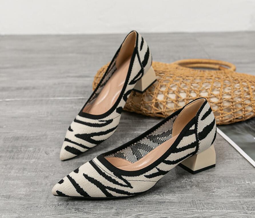 Большой размер 43 женские туфли с острым носком на высоком каблуке повседневные дышащие плетеные туфли с острым носком модные и красивые туфли на квадратном каблуке