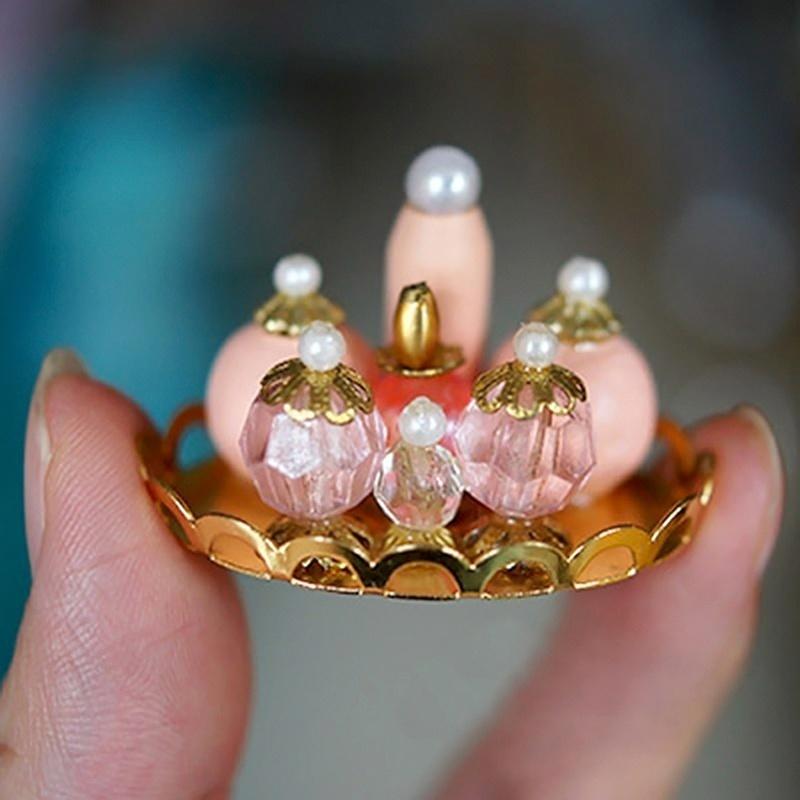 Новый кукольный домик 1/12, миниатюрная мебель для ванной комнаты, розовый парфюмерный набор с подносом