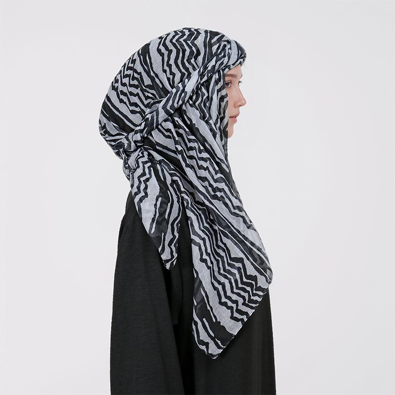 Print Design Middle East Summer New Hijab Beach Sun Protection Silk Scarves Women's Shawl Large Scarf Soft Bufanda Wrap Muslim