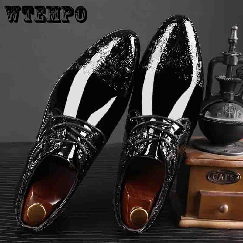 Men's Carved Dress Leather Shoes Spring Autumn British Leather Shoes Business Formal Pointed Toe Lace-up Casual Shoes Glossy Breathable Leather Shoes