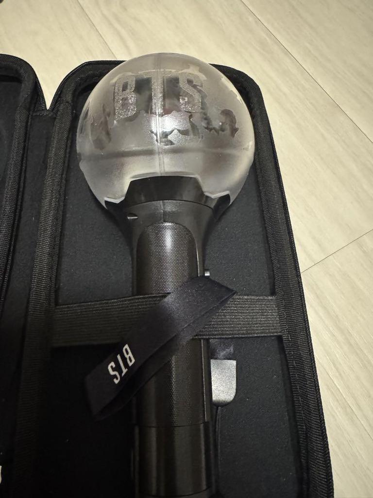 [USED] BTS AmiBomb Case + Case LightStickCasever2