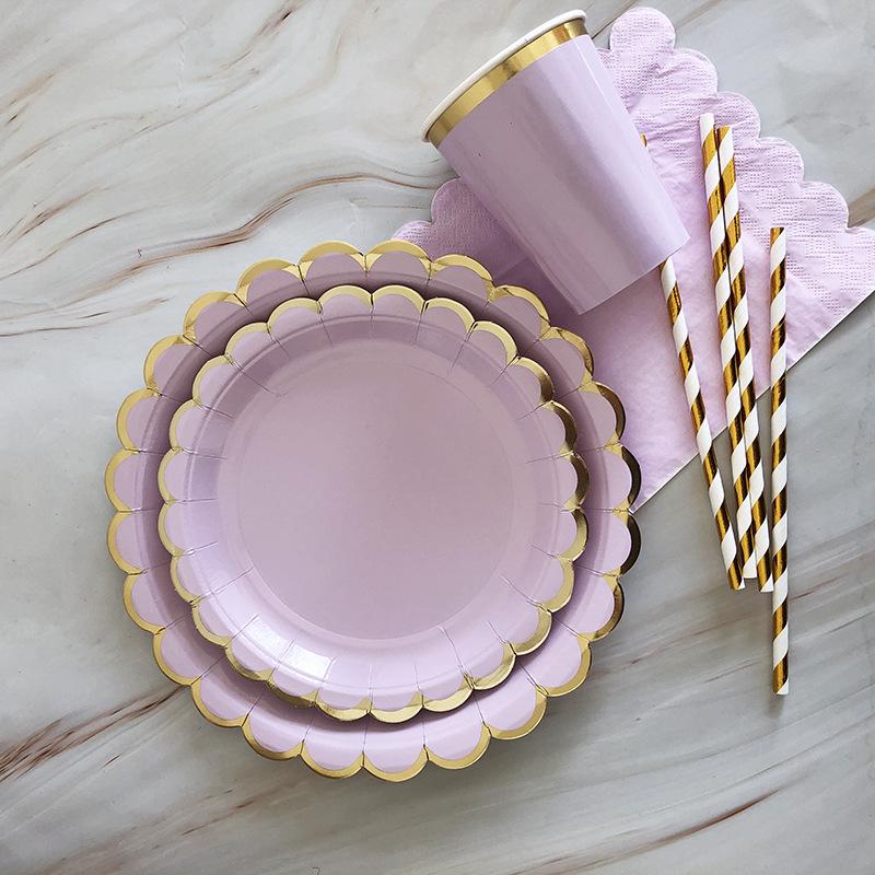 Золото Фиолетовый Вечеринка Одноразовые Столовые Наборы Бумажные Стаканчики Тарелки Товары Для Детского Праздника День Рождения Карнавал Свадебный Декор Детские Сувениры
