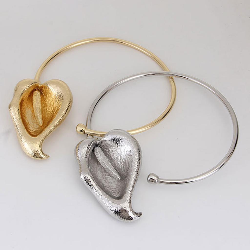 Элегантное металлическое колье-чокер, винтажное металлическое колье в форме цветка, элегантный цветочный открытый чокер, аксессуары для вечеринки