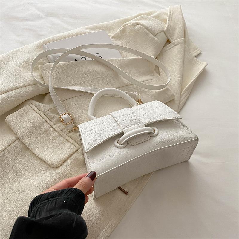 Простая маленькая квадратная сумка, сумка-мессенджер, модная сумочка, женская летняя новая модная сумка через плечо 2024 года