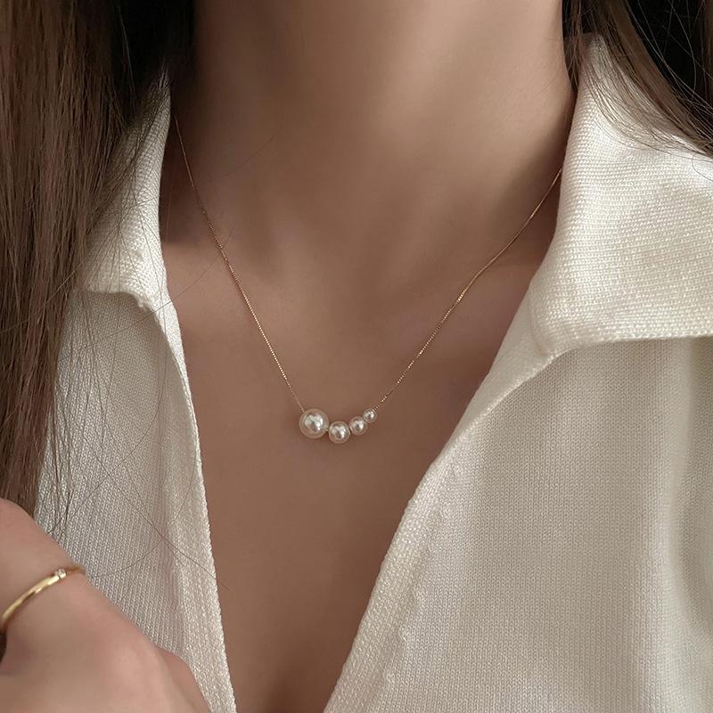 Korean temperament love butterfly pearl fringed necklace fashion collarbone chain versatile item decoration