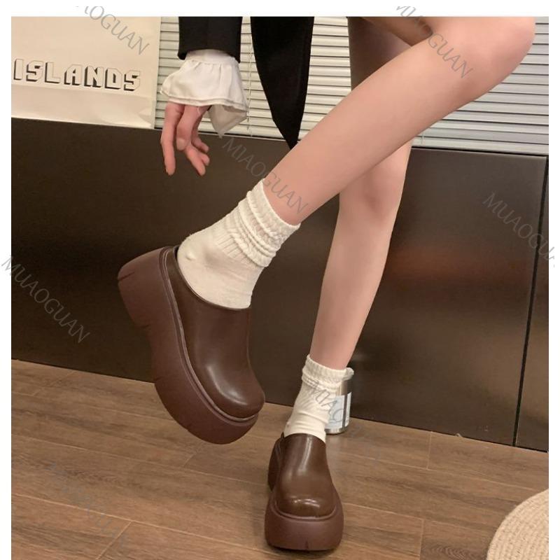 Модные шлепанцы на толстой подошве с увеличением высоты для женщин, весенне-осенние, для ношения на улице, на высоком каблуке, с закрытым носком, полушлепанцы, повседневные, коричневые, черные, мюли, шлепки