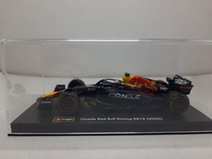 Voiture F1 Red Bull RB18 1/43 - Bburago - Max Verstappen - Modèle métal