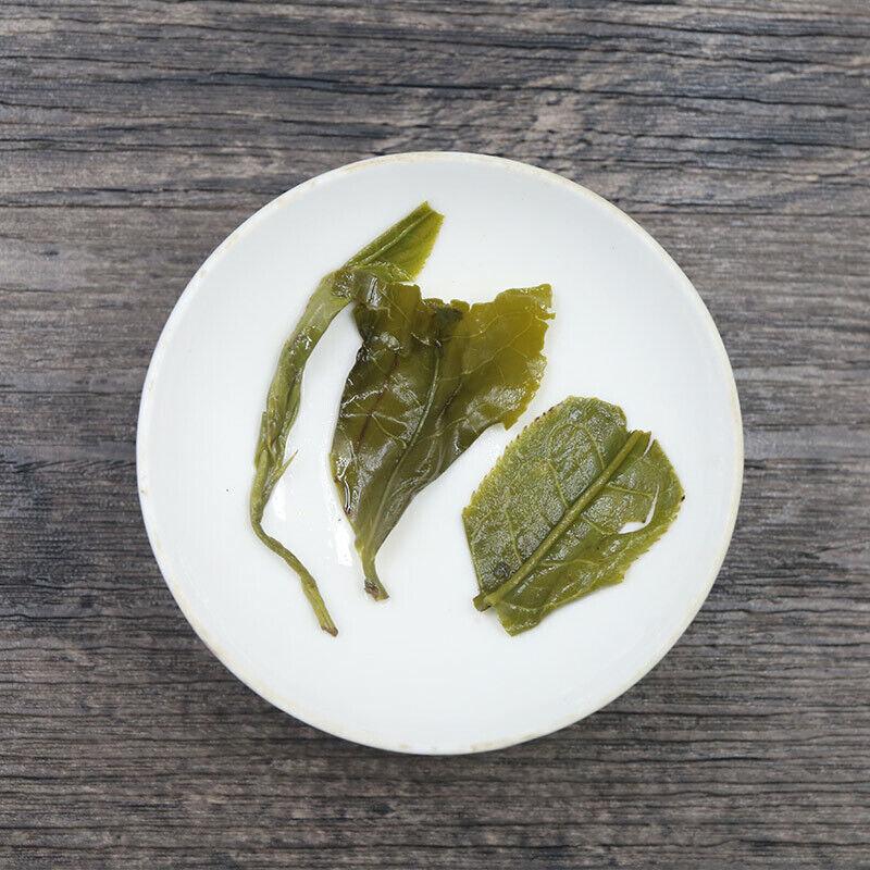 Китайский зеленый чай 2023 года. Новый весенний чай. Зеленый чай Би Луо Чунь.