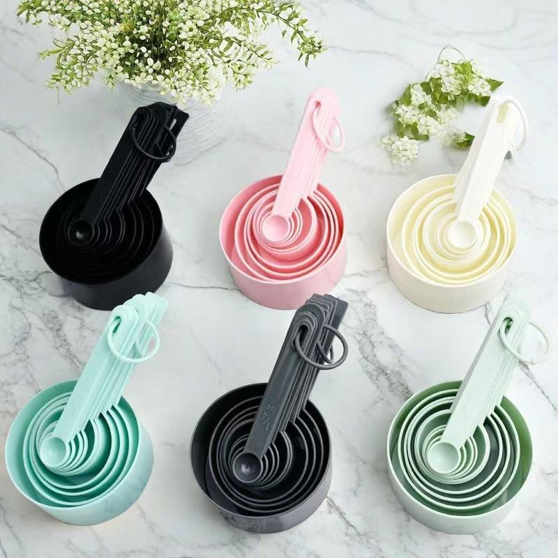 10-Piece Plastic Baking Tools: DIY Cake Measuring Spoon Set with Scale for Milk Powder