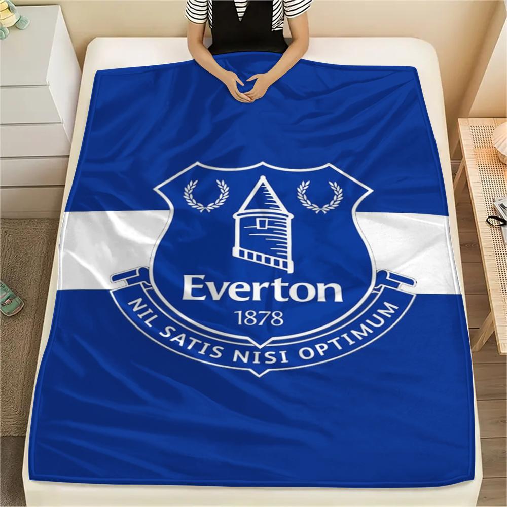 1pc Everton FC Print Flannel Blanket, High quality Comfortable for All Seasons, Home Decor, Warmth and Comfort, Perfect for Christmas Gifts40